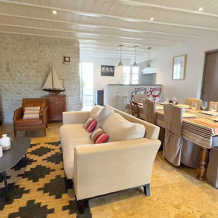 Superbe Proche De La